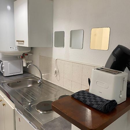 Studio A 5 Mn A Pied De La Gare Saint-Roch Montpellier Extérieur photo