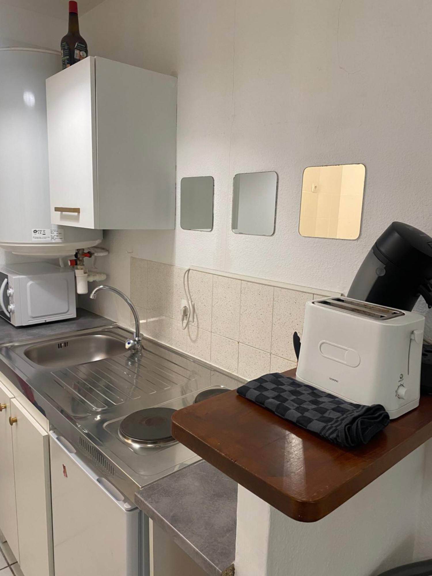 Studio A 5 Mn A Pied De La Gare Saint-Roch Montpellier Extérieur photo